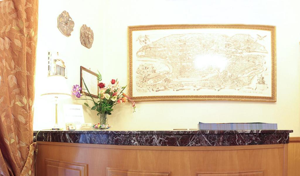 Euro Quiris Hotel